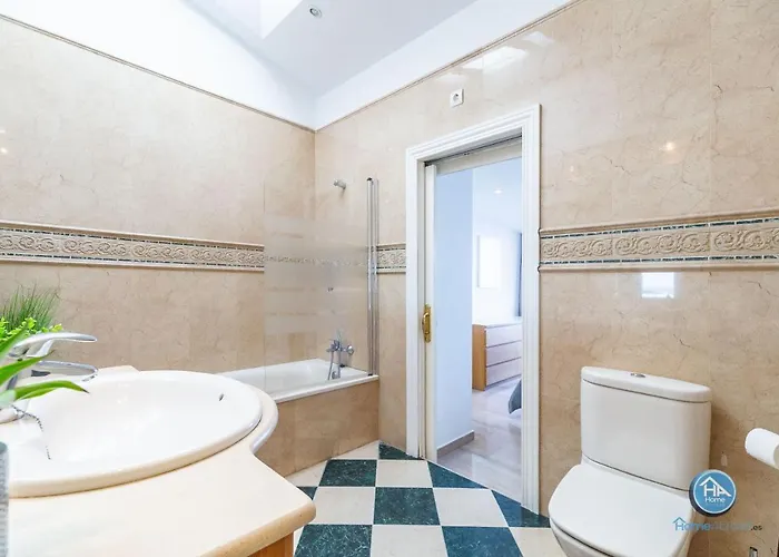 Premium Penthouse Apartment